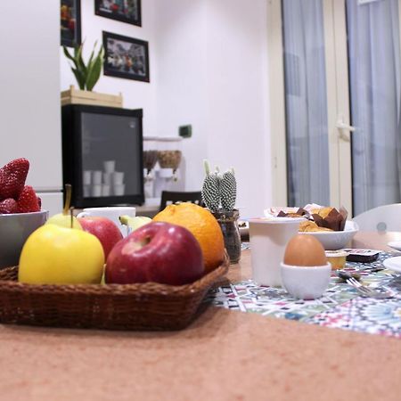 Lorenz Suites Trastevere Hill Рим Екстер'єр фото