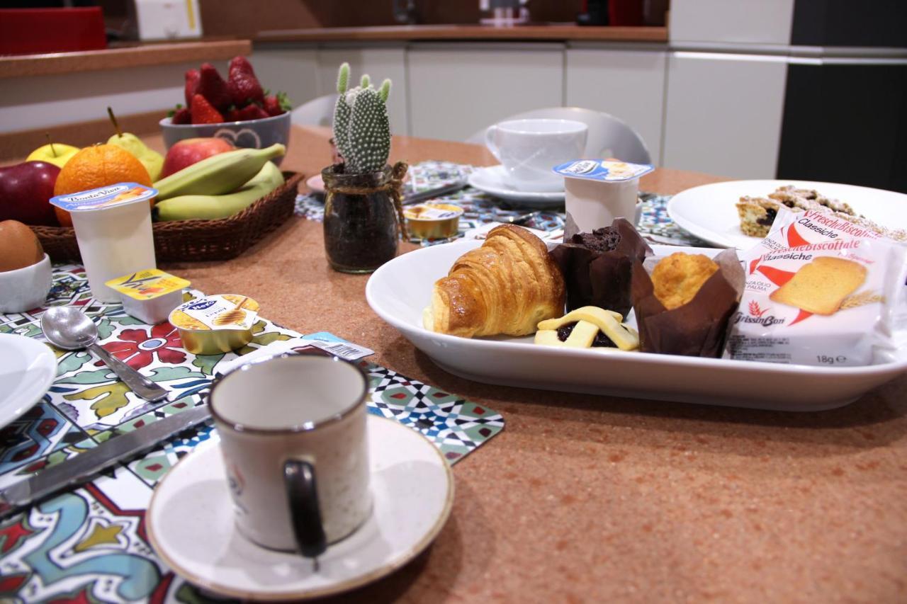 Lorenz Suites Trastevere Hill Рим Екстер'єр фото